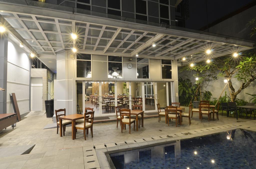 Howard Johnson By Wyndham Pekalongan Dış mekan fotoğraf