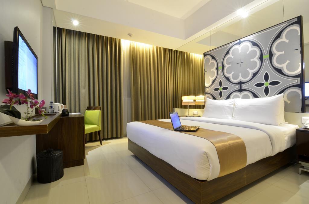 Howard Johnson By Wyndham Pekalongan Dış mekan fotoğraf